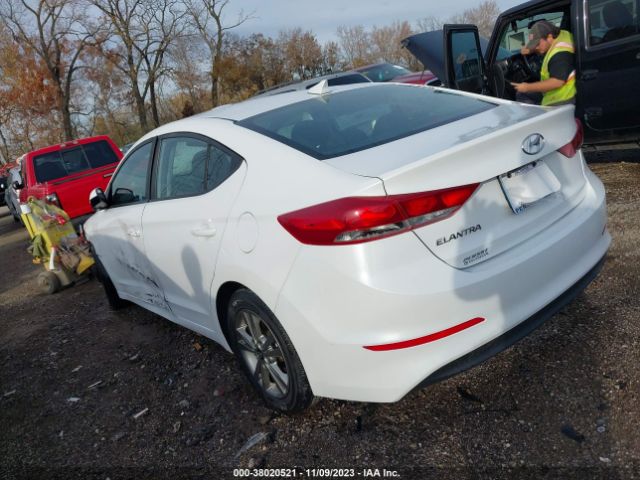 Photo 2 VIN: 5NPD84LF7JH227093 - HYUNDAI ELANTRA 