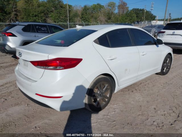 Photo 3 VIN: 5NPD84LF7JH232438 - HYUNDAI ELANTRA 