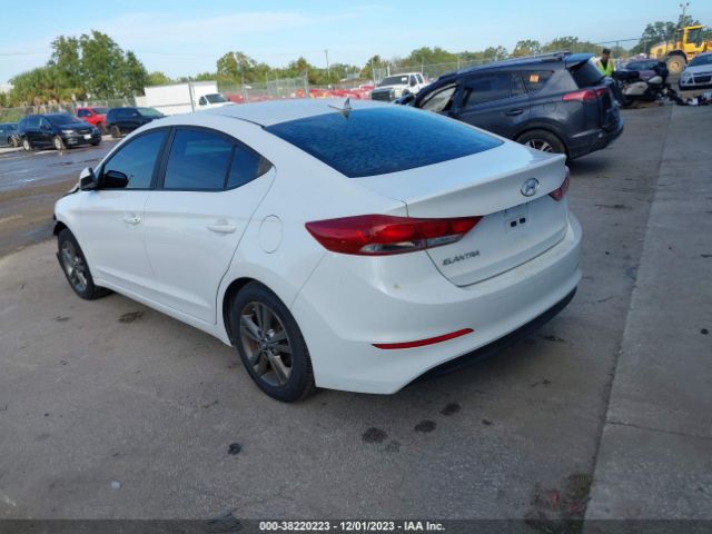 Photo 2 VIN: 5NPD84LF7JH235663 - HYUNDAI ELANTRA 