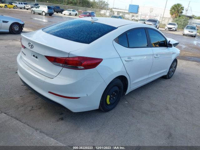 Photo 3 VIN: 5NPD84LF7JH235663 - HYUNDAI ELANTRA 