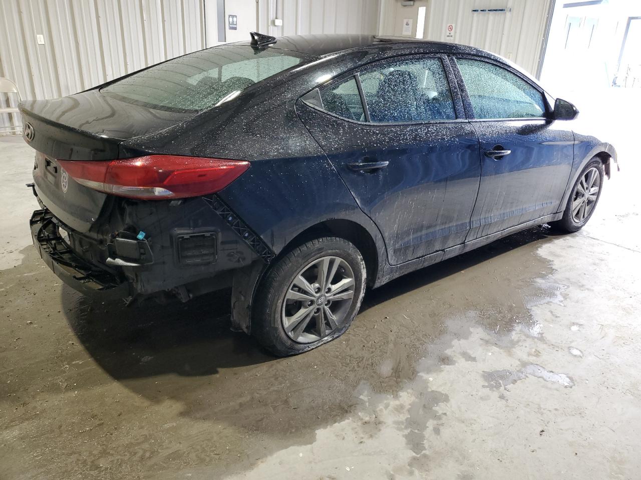 Photo 2 VIN: 5NPD84LF7JH241611 - HYUNDAI ELANTRA 