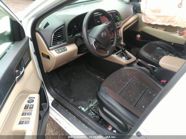 Photo 4 VIN: 5NPD84LF7JH242371 - HYUNDAI ELANTRA 