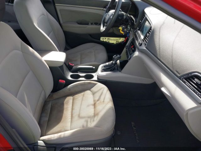 Photo 4 VIN: 5NPD84LF7JH247330 - HYUNDAI ELANTRA 