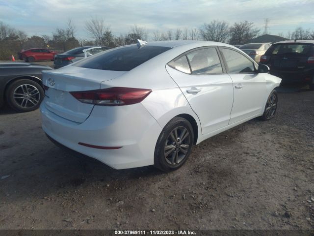 Photo 3 VIN: 5NPD84LF7JH256156 - HYUNDAI ELANTRA 