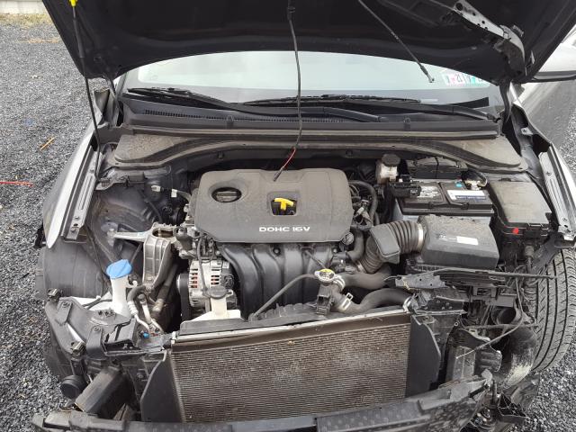 Photo 6 VIN: 5NPD84LF7JH265178 - HYUNDAI ELANTRA SE 