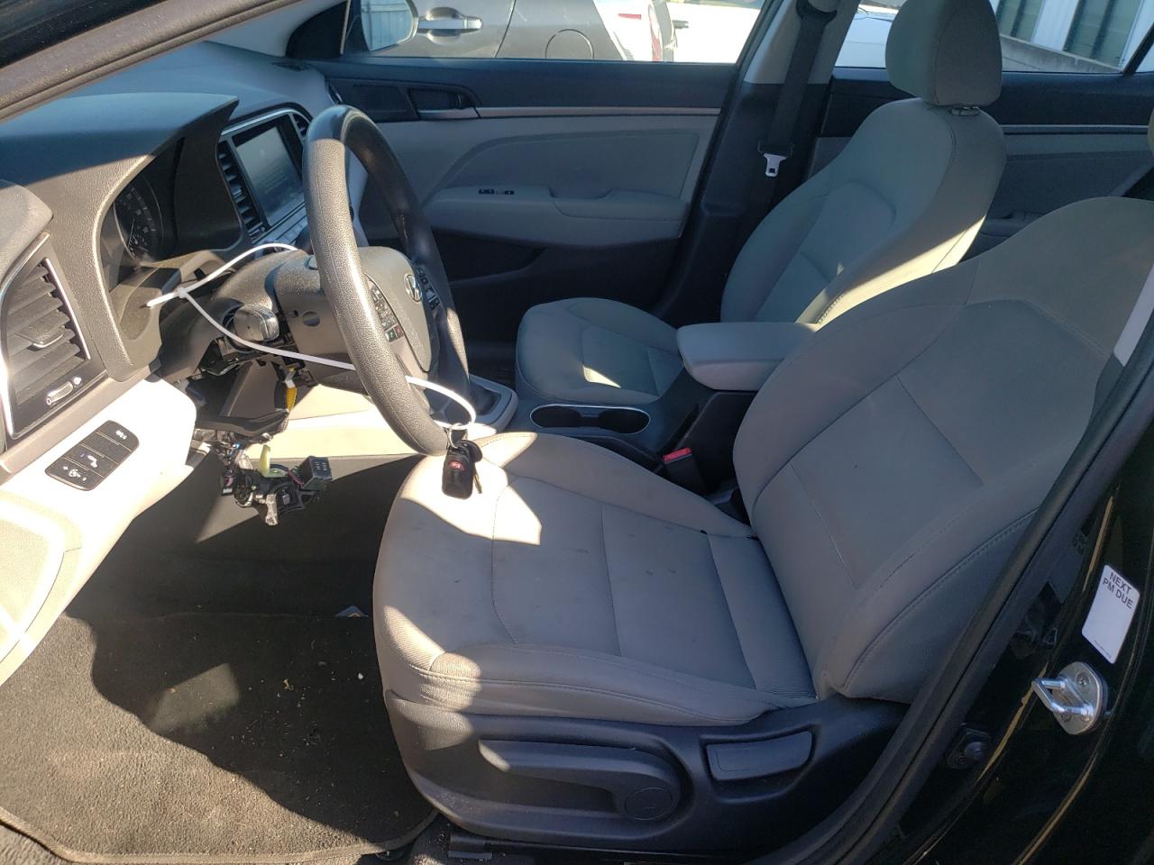 Photo 6 VIN: 5NPD84LF7JH266878 - HYUNDAI ELANTRA 