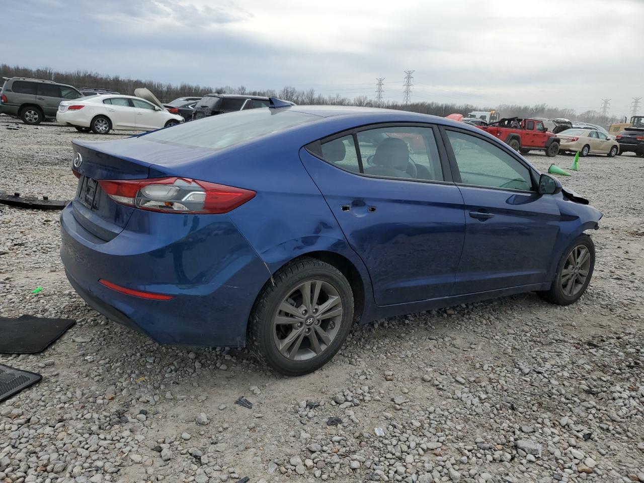 Photo 2 VIN: 5NPD84LF7JH272180 - HYUNDAI ELANTRA 