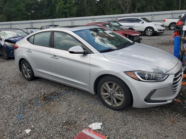 Photo 3 VIN: 5NPD84LF7JH273555 - HYUNDAI ELANTRA SE 