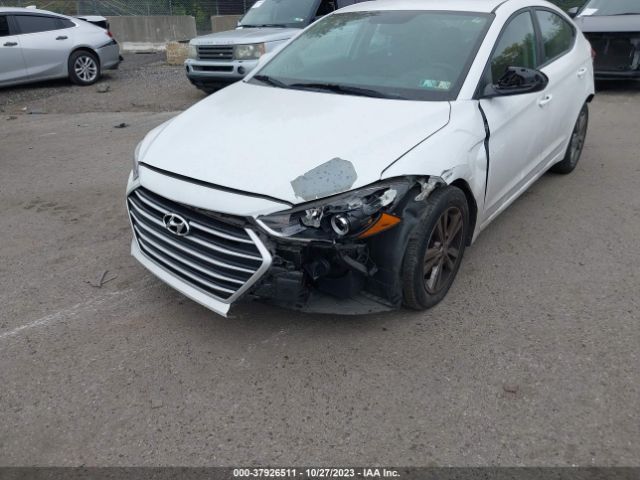 Photo 5 VIN: 5NPD84LF7JH275869 - HYUNDAI ELANTRA 