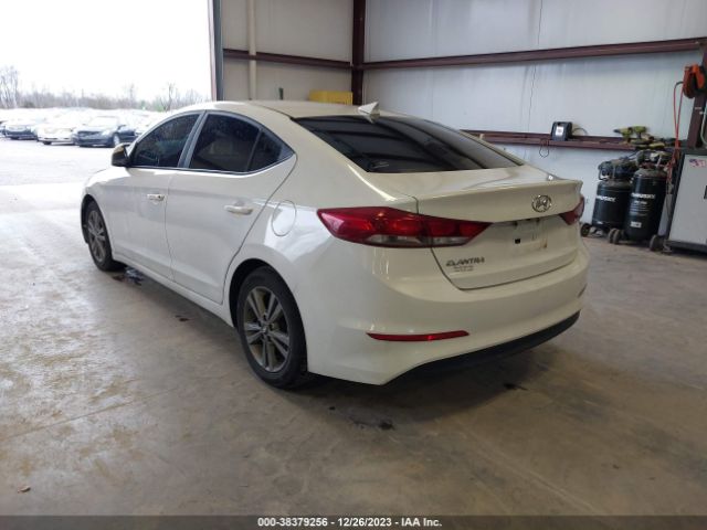 Photo 2 VIN: 5NPD84LF7JH291134 - HYUNDAI ELANTRA 