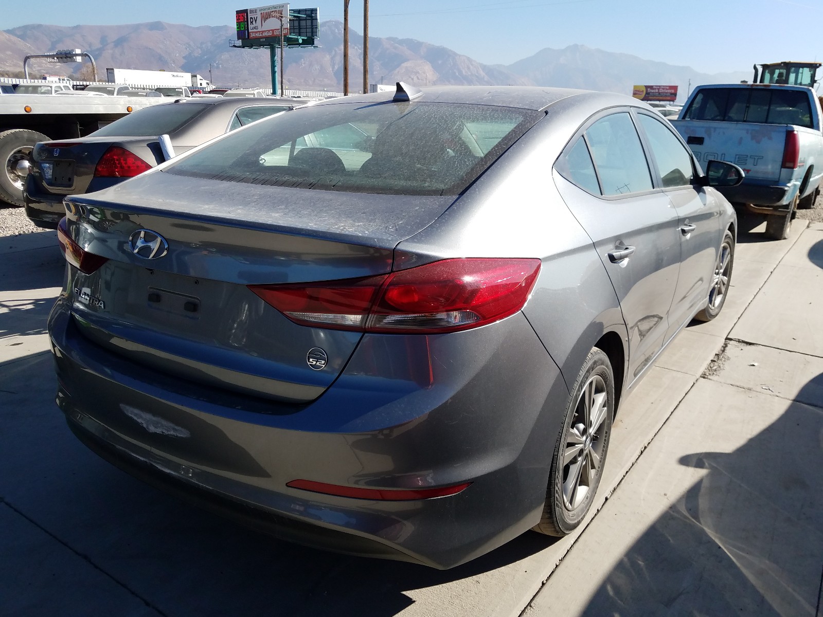 Photo 3 VIN: 5NPD84LF7JH291229 - HYUNDAI ELANTRA 