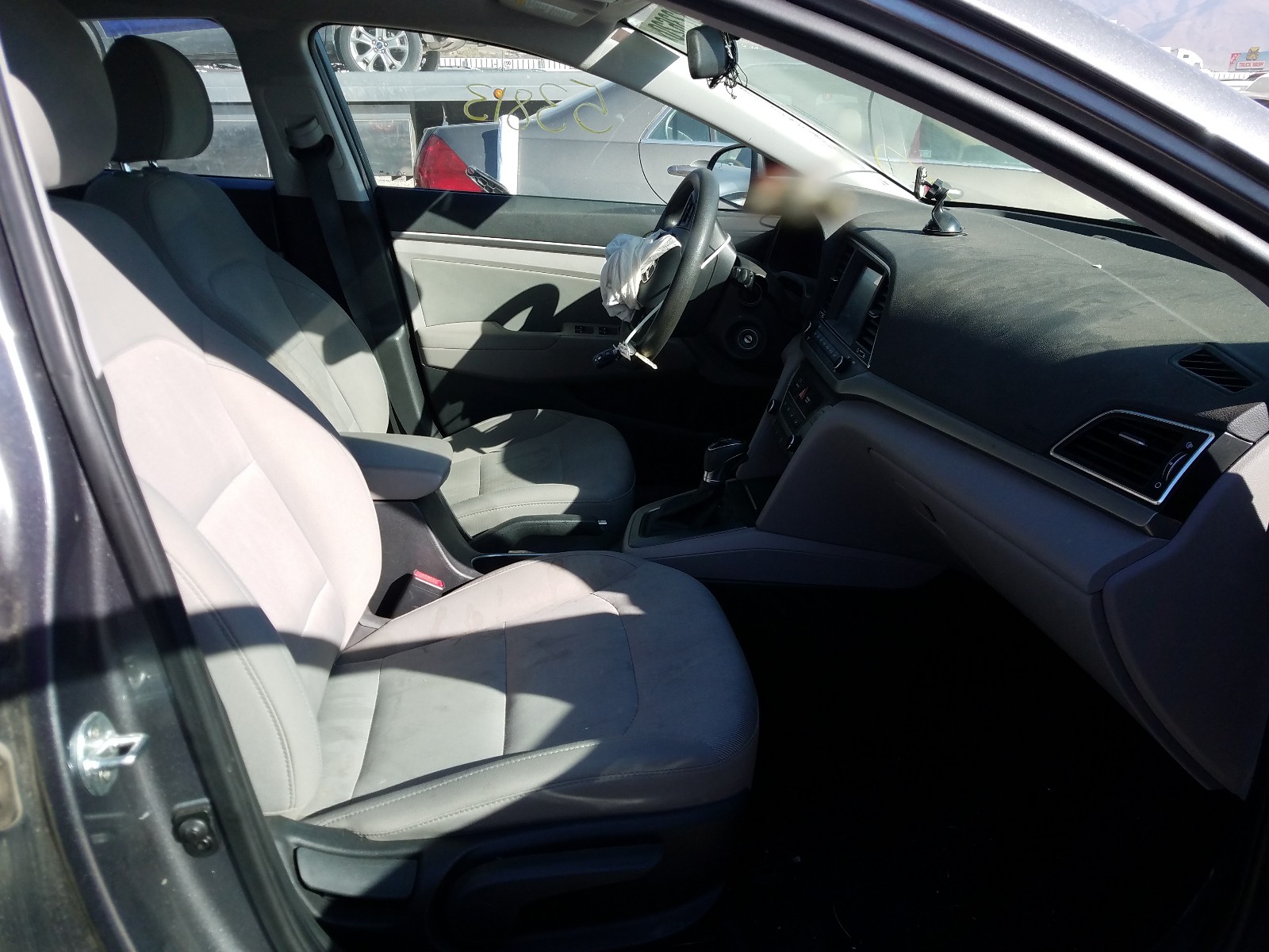 Photo 4 VIN: 5NPD84LF7JH291229 - HYUNDAI ELANTRA 