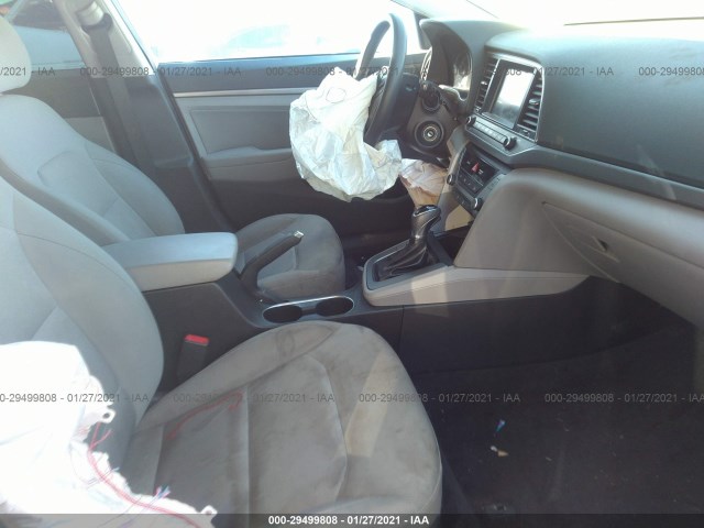 Photo 4 VIN: 5NPD84LF7JH292347 - HYUNDAI ELANTRA 