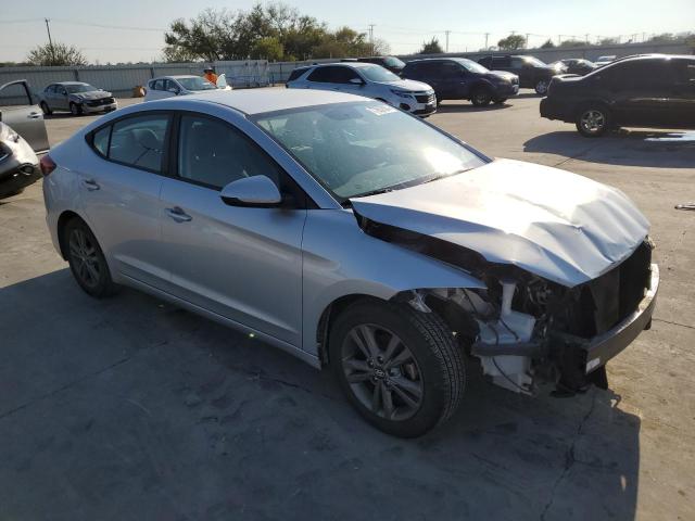 Photo 3 VIN: 5NPD84LF7JH297726 - HYUNDAI ELANTRA SE 