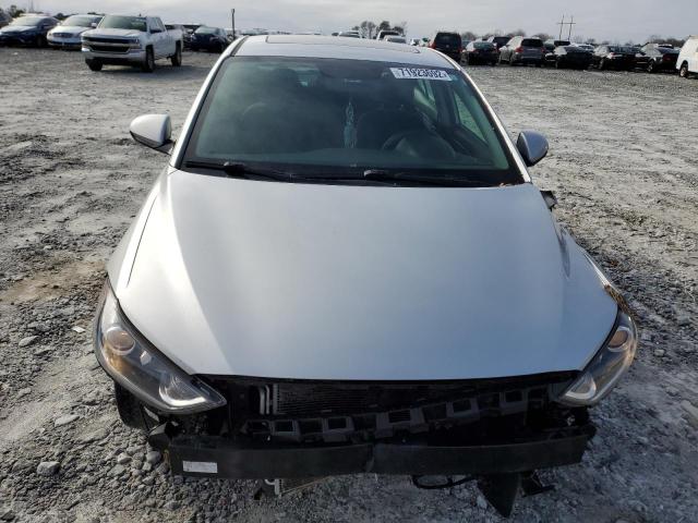 Photo 4 VIN: 5NPD84LF7JH304206 - HYUNDAI ELANTRA SE 