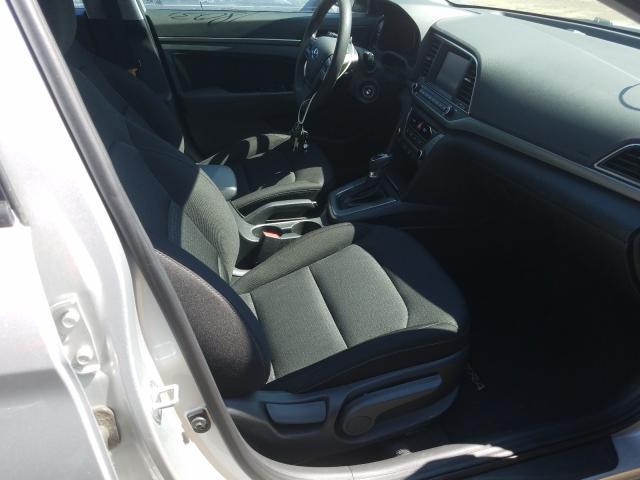 Photo 4 VIN: 5NPD84LF7JH311432 - HYUNDAI ELANTRA SE 