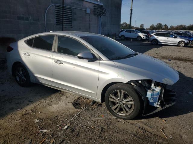 Photo 3 VIN: 5NPD84LF7JH318302 - HYUNDAI ELANTRA SE 