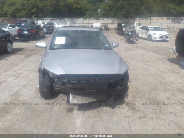 Photo 5 VIN: 5NPD84LF7JH321068 - HYUNDAI ELANTRA 