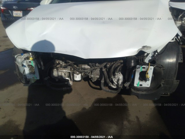 Photo 5 VIN: 5NPD84LF7JH339120 - HYUNDAI ELANTRA 