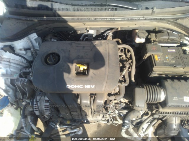 Photo 9 VIN: 5NPD84LF7JH339120 - HYUNDAI ELANTRA 