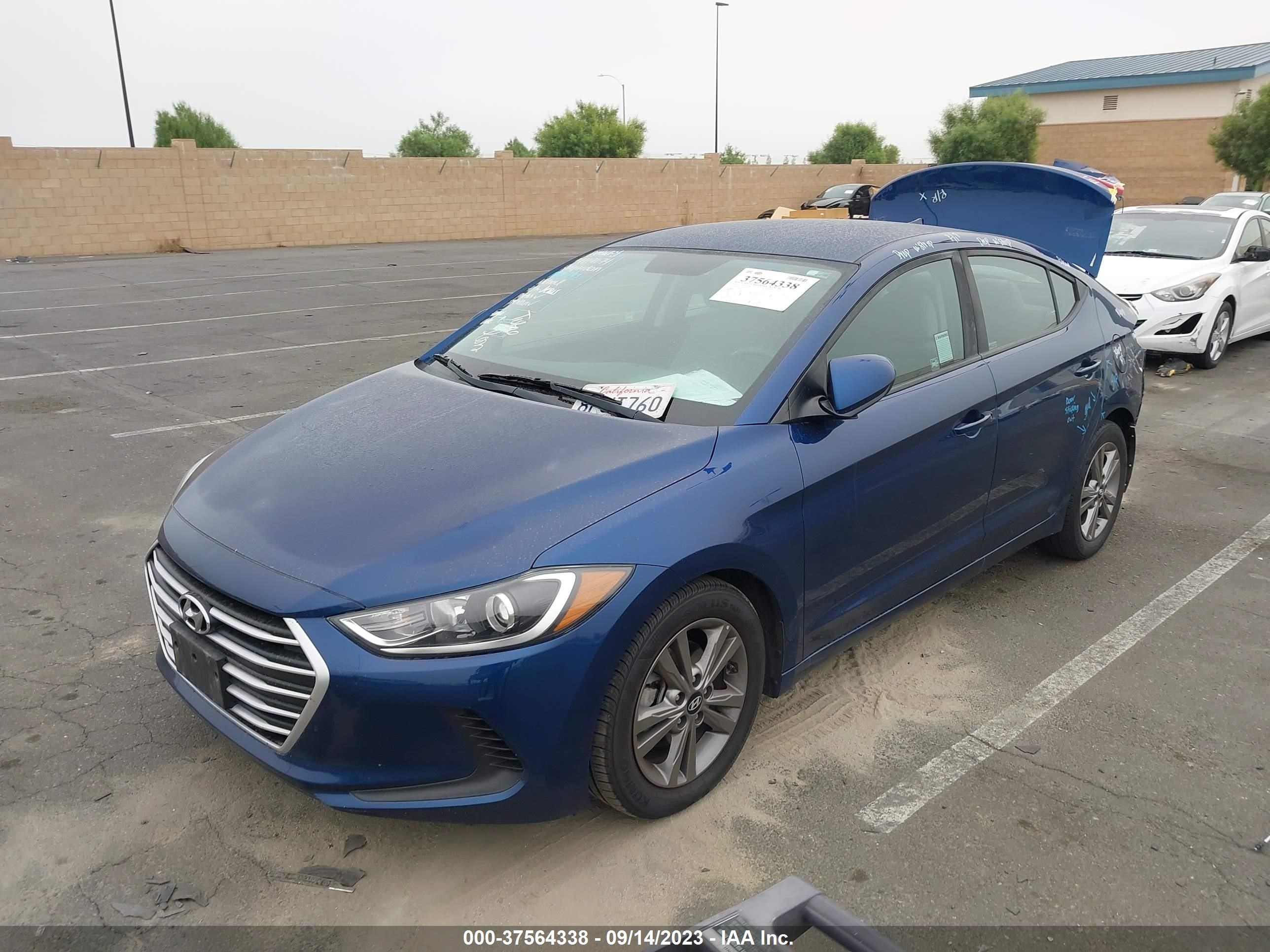 Photo 1 VIN: 5NPD84LF7JH353552 - HYUNDAI ELANTRA 