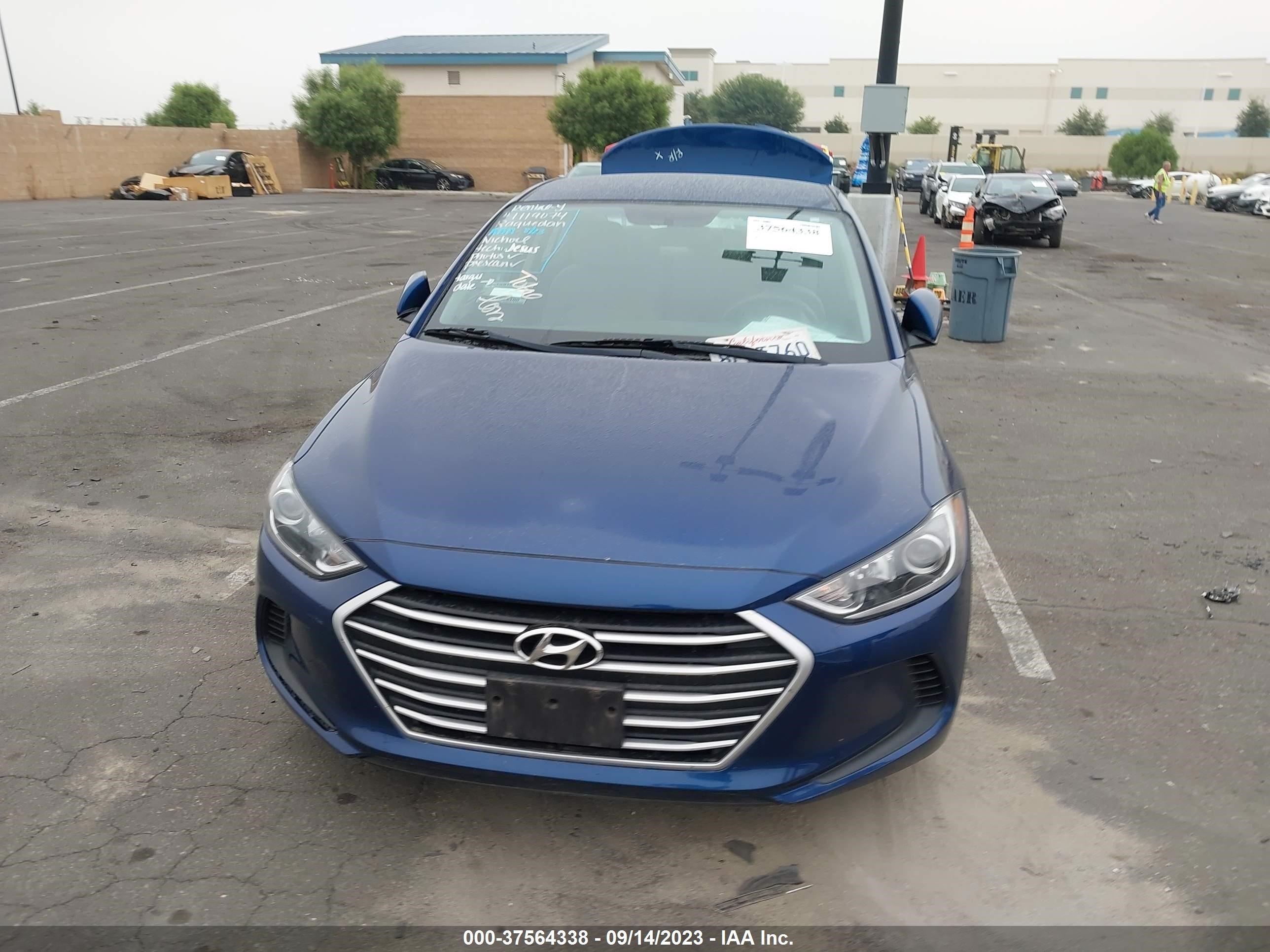 Photo 11 VIN: 5NPD84LF7JH353552 - HYUNDAI ELANTRA 