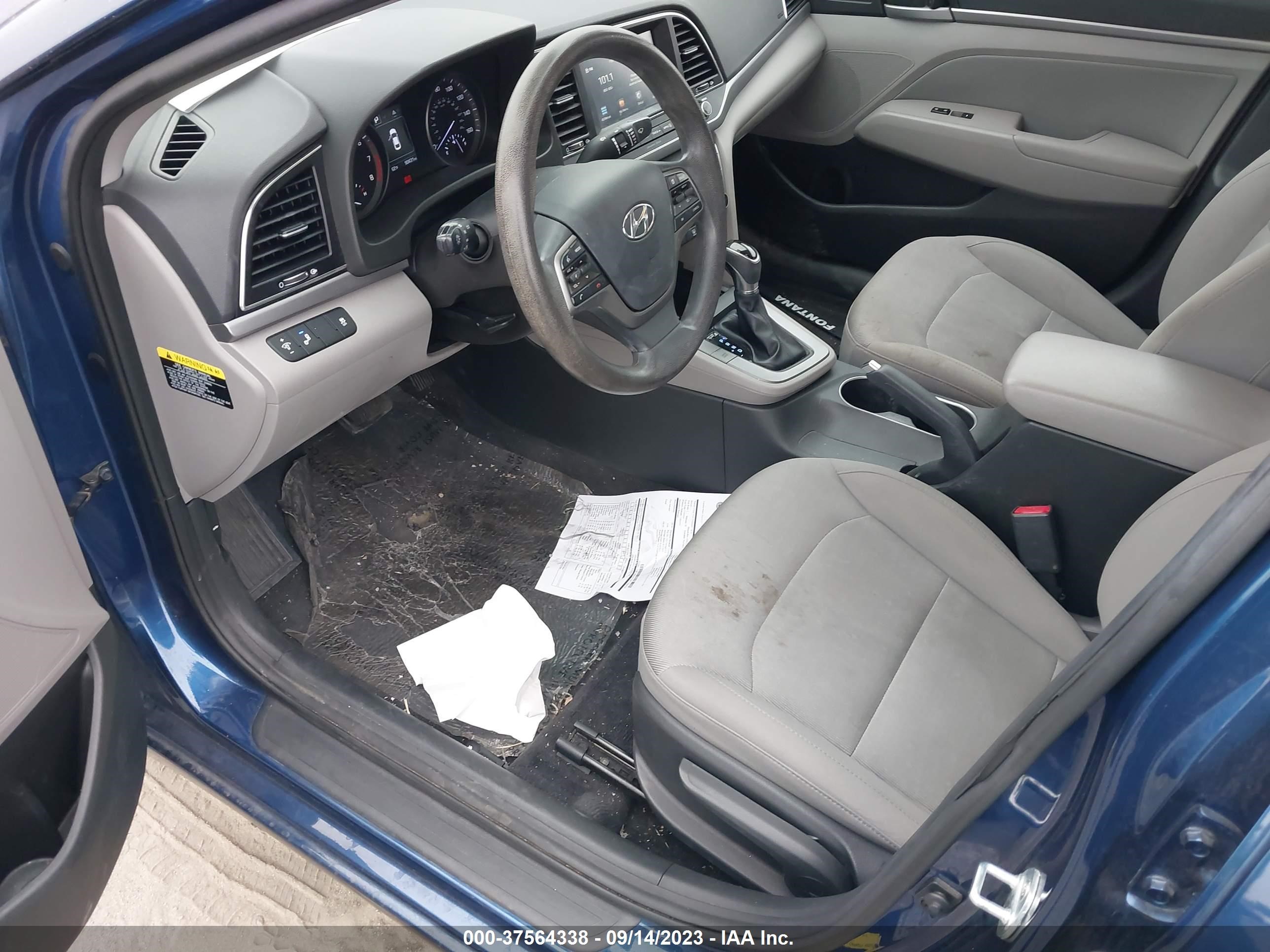 Photo 4 VIN: 5NPD84LF7JH353552 - HYUNDAI ELANTRA 