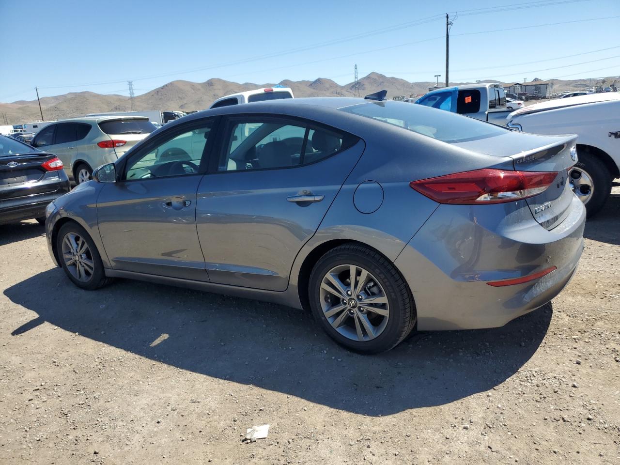 Photo 1 VIN: 5NPD84LF7JH359724 - HYUNDAI ELANTRA 