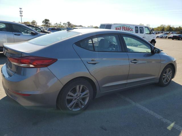 Photo 2 VIN: 5NPD84LF7JH360419 - HYUNDAI ELANTRA SE 