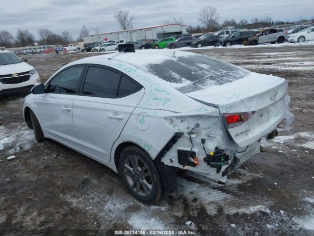 Photo 2 VIN: 5NPD84LF7JH365216 - HYUNDAI ELANTRA 