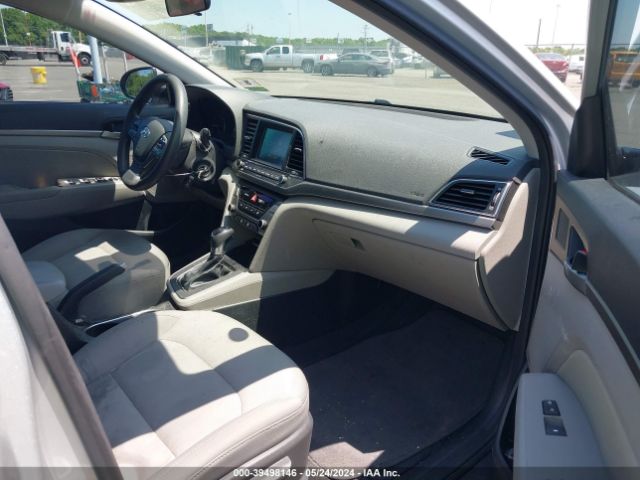 Photo 4 VIN: 5NPD84LF7JH365264 - HYUNDAI ELANTRA 