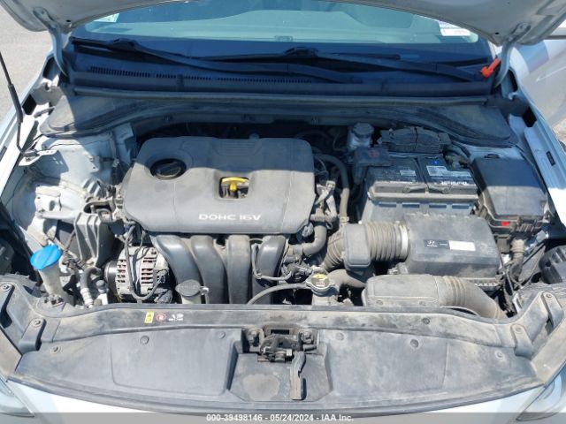 Photo 9 VIN: 5NPD84LF7JH365264 - HYUNDAI ELANTRA 