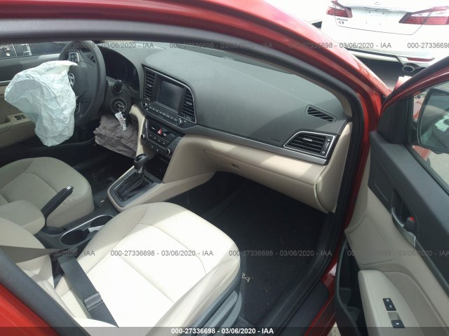 Photo 4 VIN: 5NPD84LF7JH372019 - HYUNDAI ELANTRA 