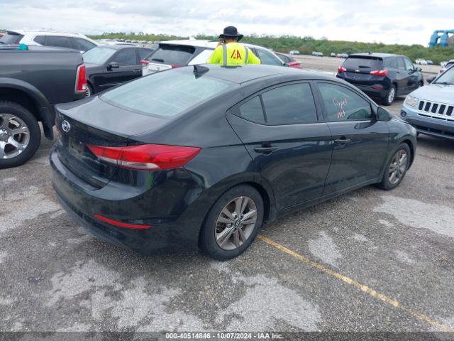 Photo 3 VIN: 5NPD84LF7JH384008 - HYUNDAI ELANTRA 