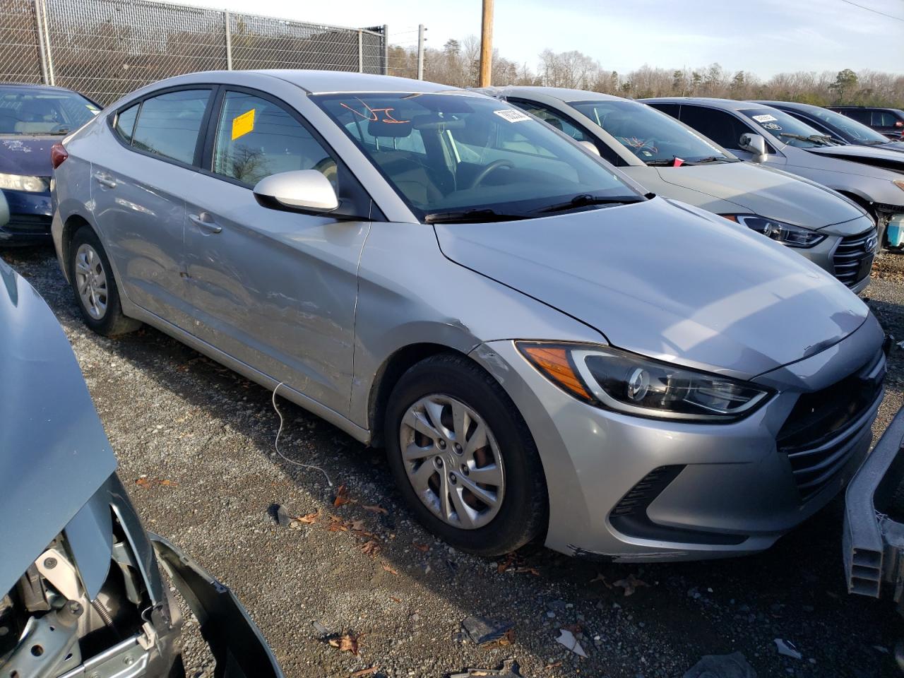 Photo 3 VIN: 5NPD84LF7JH386681 - HYUNDAI ELANTRA 