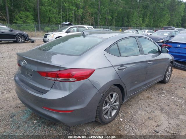 Photo 3 VIN: 5NPD84LF7JH387796 - HYUNDAI ELANTRA 