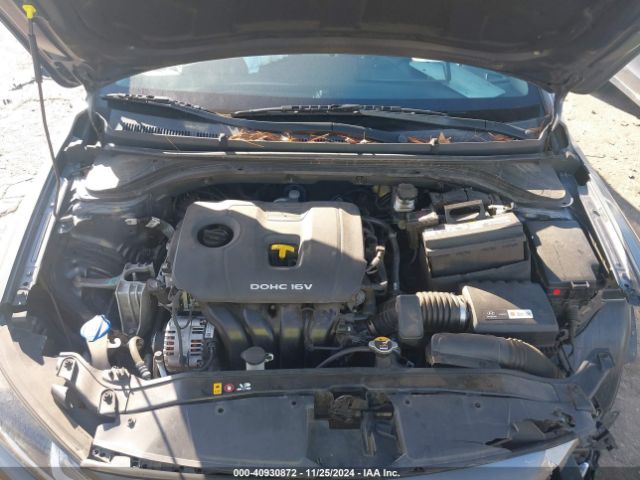 Photo 9 VIN: 5NPD84LF7JH389290 - HYUNDAI ELANTRA 