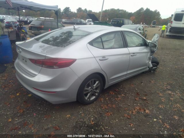 Photo 3 VIN: 5NPD84LF7JH392030 - HYUNDAI ELANTRA 