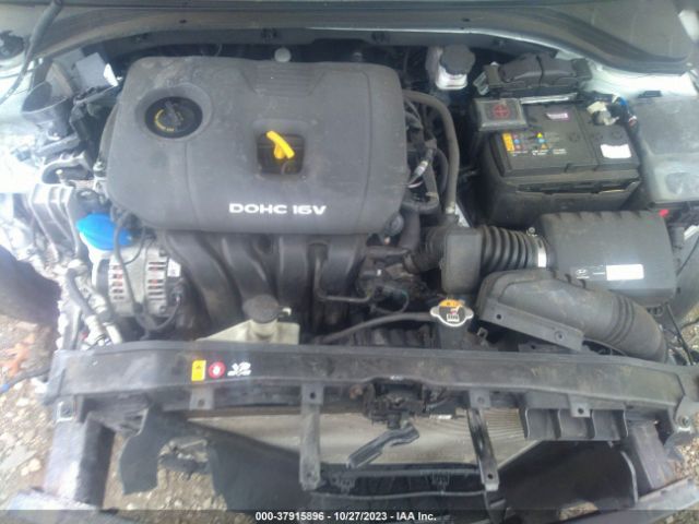 Photo 9 VIN: 5NPD84LF7JH392030 - HYUNDAI ELANTRA 