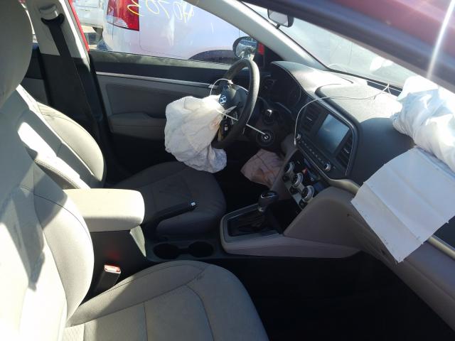 Photo 4 VIN: 5NPD84LF7KH403593 - HYUNDAI ELANTRA SE 