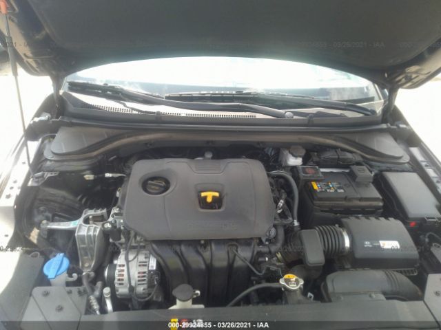 Photo 9 VIN: 5NPD84LF7KH404811 - HYUNDAI ELANTRA 