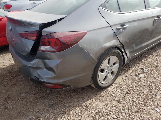 Photo 8 VIN: 5NPD84LF7KH407921 - HYUNDAI ELANTRA SE 