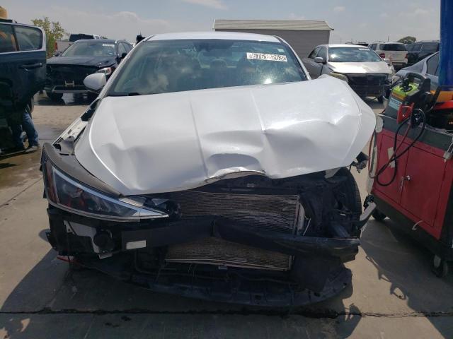 Photo 4 VIN: 5NPD84LF7KH408907 - HYUNDAI ELANTRA SE 