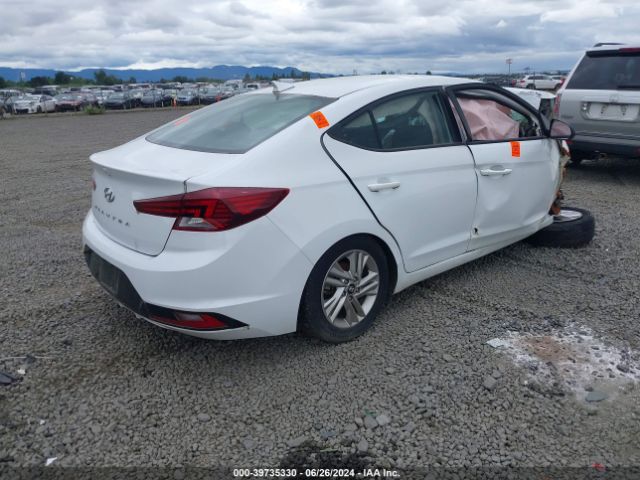 Photo 3 VIN: 5NPD84LF7KH409152 - HYUNDAI ELANTRA 