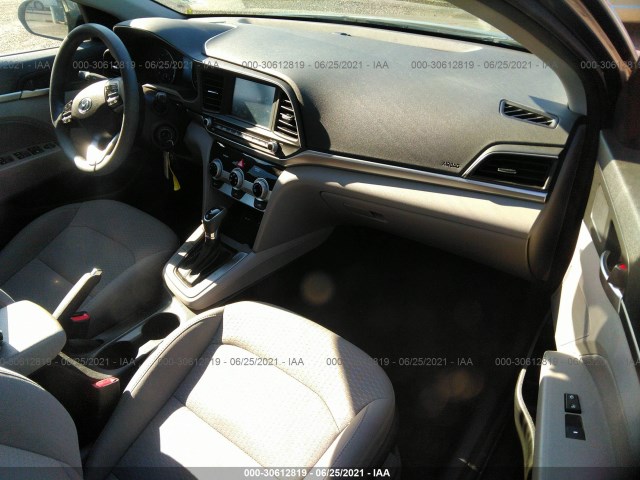 Photo 4 VIN: 5NPD84LF7KH409359 - HYUNDAI ELANTRA 