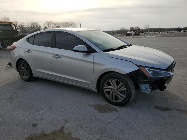 Photo 3 VIN: 5NPD84LF7KH411127 - HYUNDAI ELANTRA 