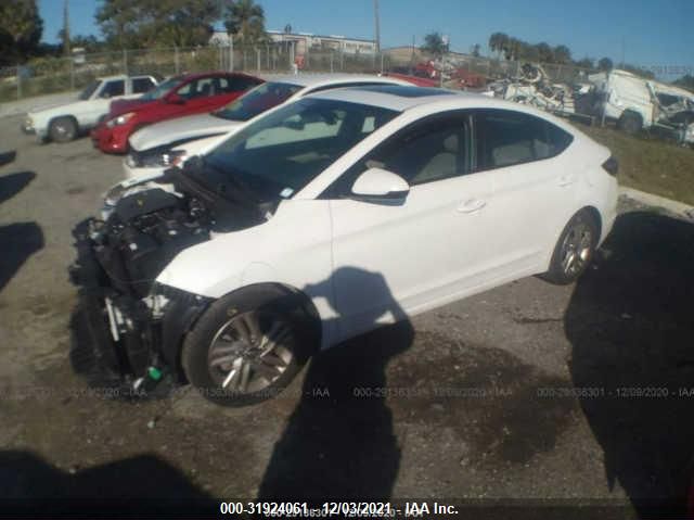 Photo 1 VIN: 5NPD84LF7KH419552 - HYUNDAI ELANTRA 