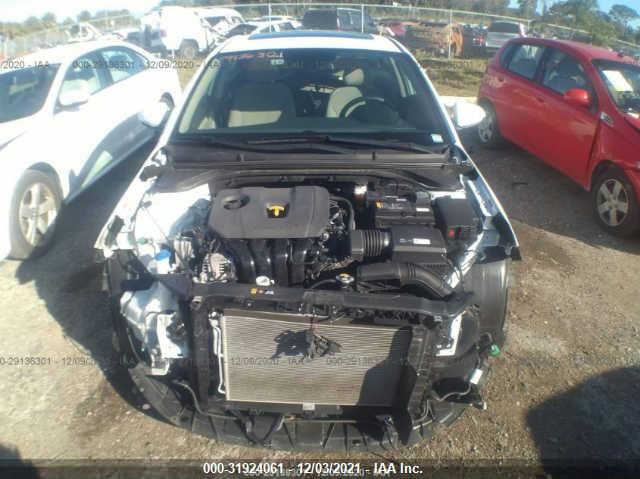 Photo 5 VIN: 5NPD84LF7KH419552 - HYUNDAI ELANTRA 