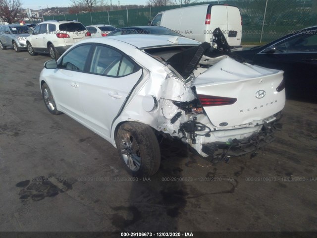 Photo 2 VIN: 5NPD84LF7KH422239 - HYUNDAI ELANTRA 