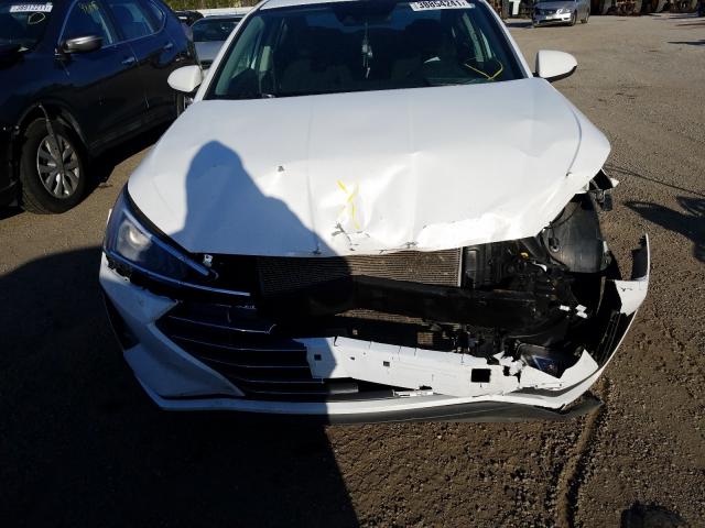 Photo 8 VIN: 5NPD84LF7KH428770 - HYUNDAI ELANTRA SE 